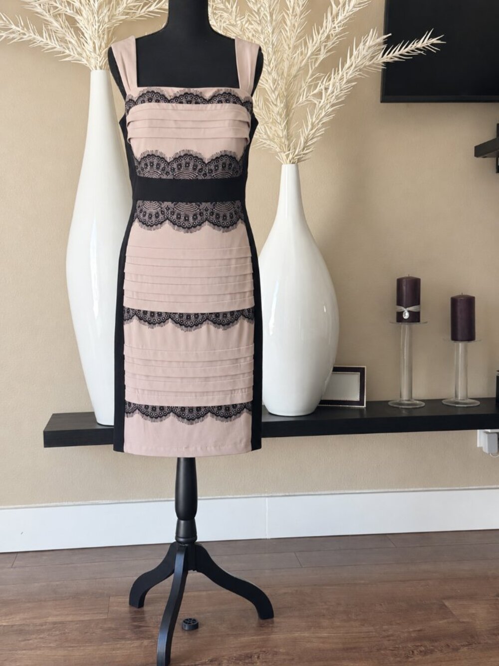 JAX Beige & Black Lace Sheath Dress Size 12 Saks